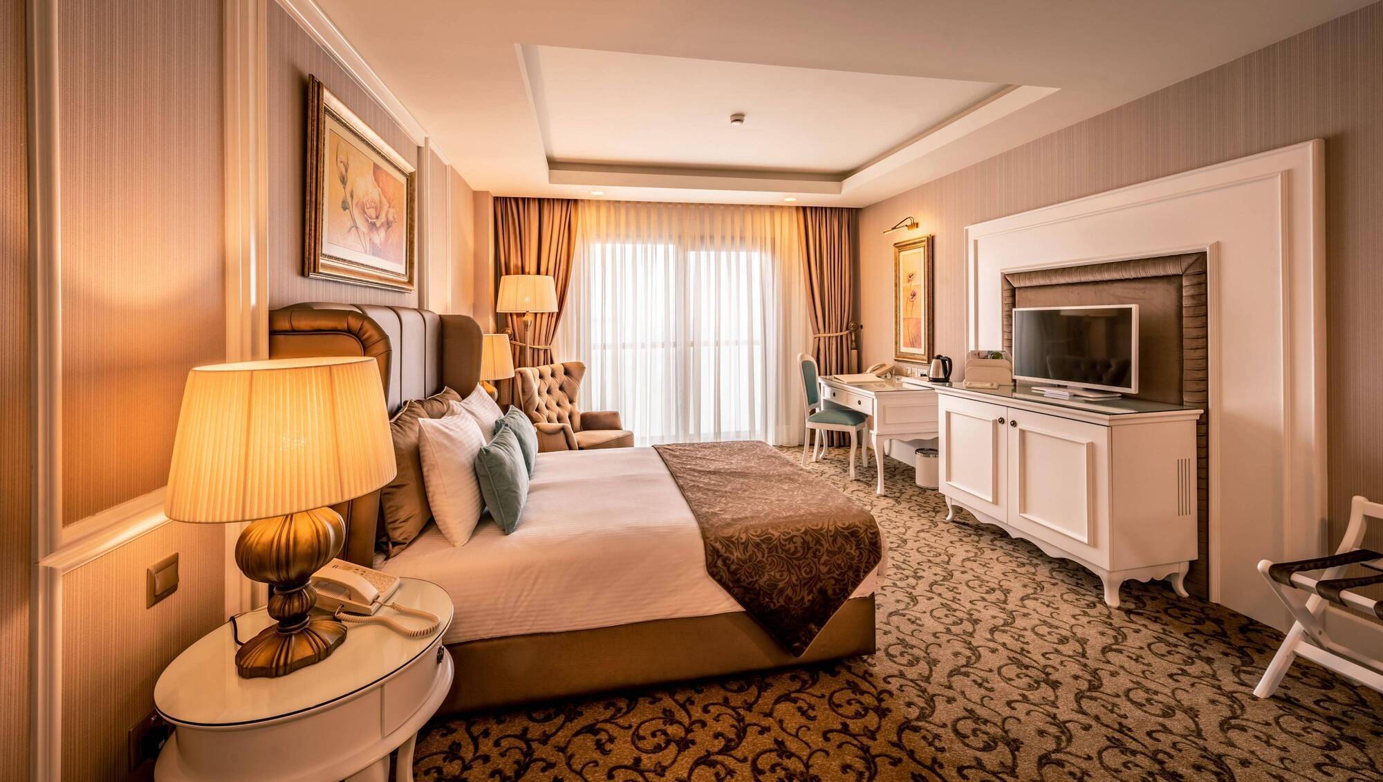 Отель Vuni Palace & Casino & Кирения