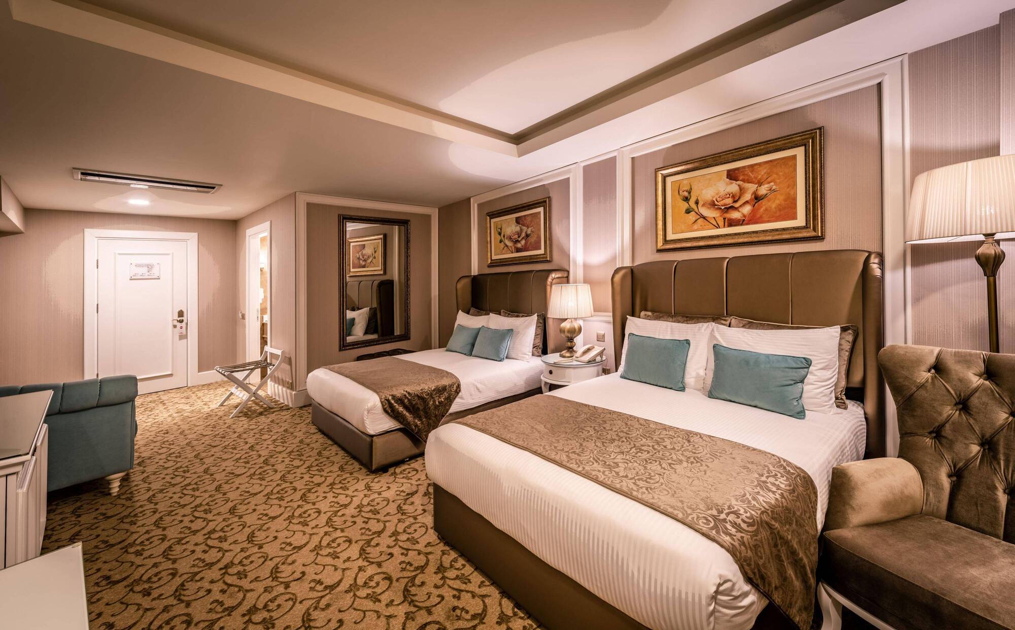 Vuni Palace & Casino & Ξενοδοχείο 5*