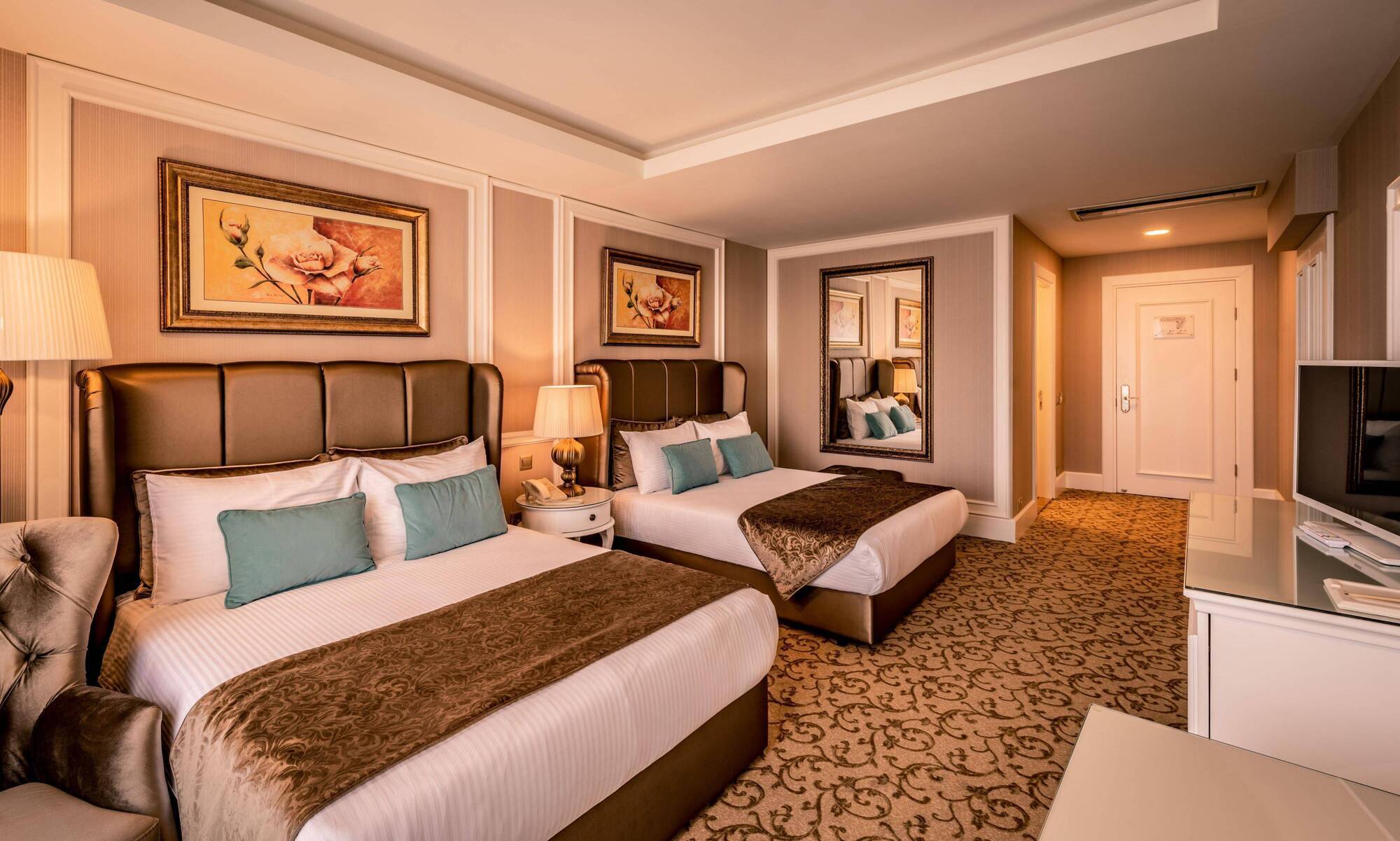 Ξενοδοχείο Vuni Palace & Casino &